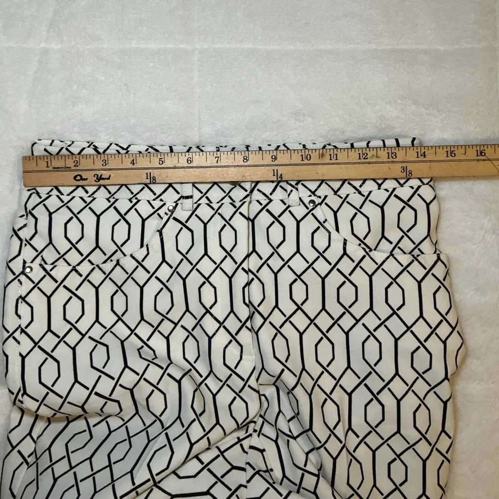 Geometric Patterned Pants - Picture 8 of 8